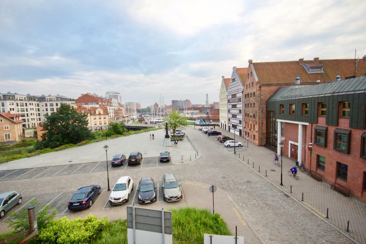 Gdansk Olowianka Old Town Exterior photo